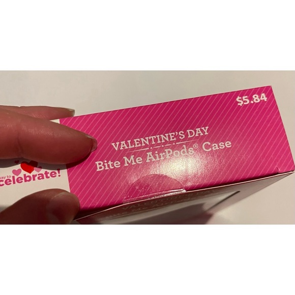 🌸✨NWT Bite Me Apple AirPods Case - Picture 4 of 4